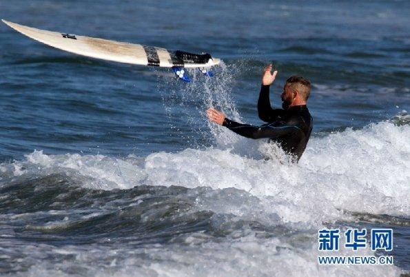 泪目!伊春“小松子”茂名研学之旅圆满收官,机场挥泪告别