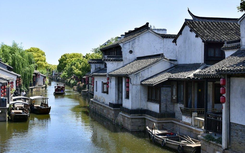 2023年海南省新能源汽车的渗透率达到了50.8%